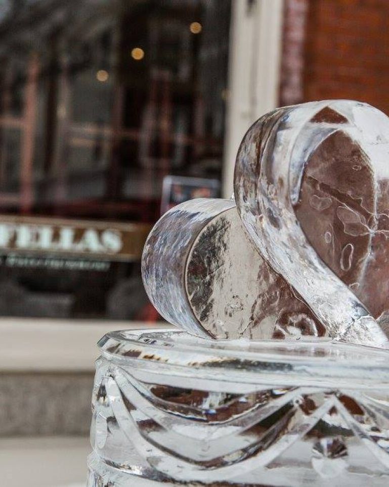 Heart shaped ice sculpture in front of Rockafellas
