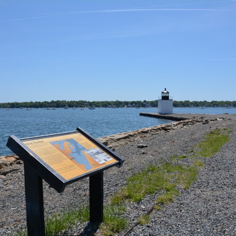 Derby Wharf Light